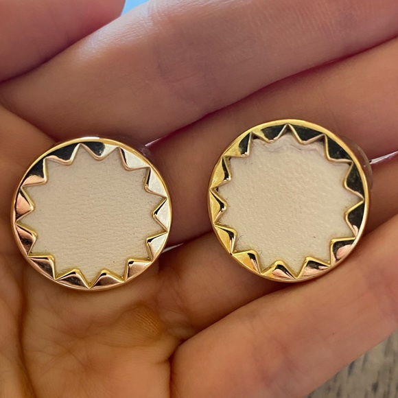 House of Harlow Sunburst Earrings - white - Picture 2 of 5